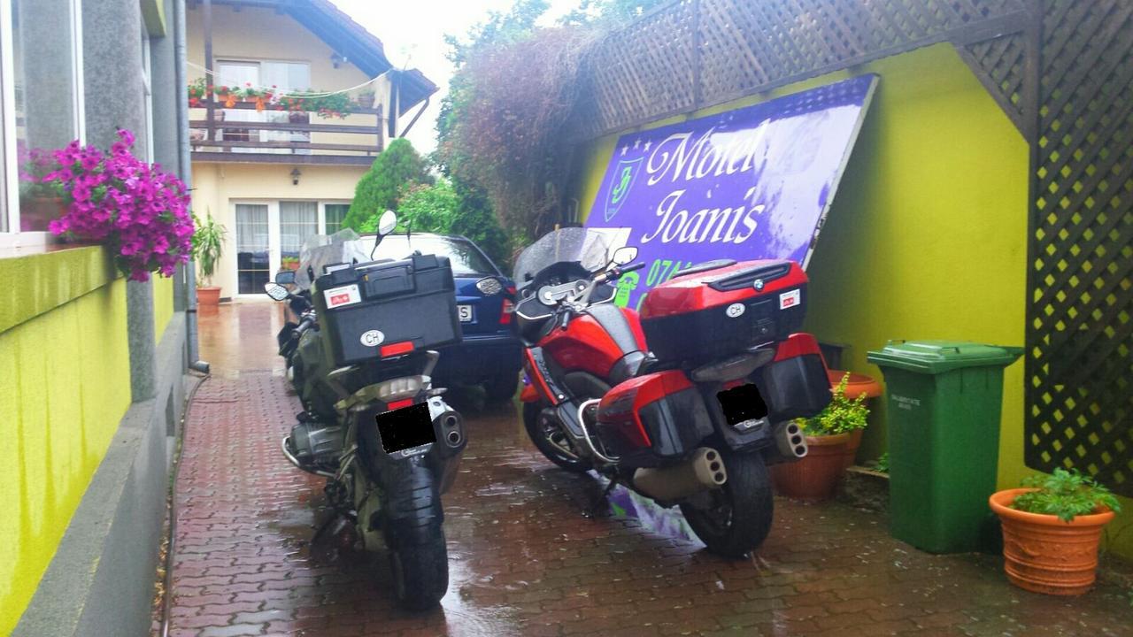 Motel Ioanis Mindruloc Экстерьер фото
